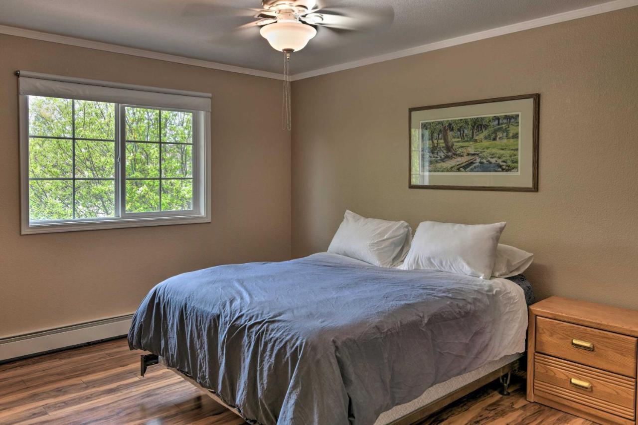 Villa Pet Friendly Anchorage Retreat with Deck&Yard Exterior foto